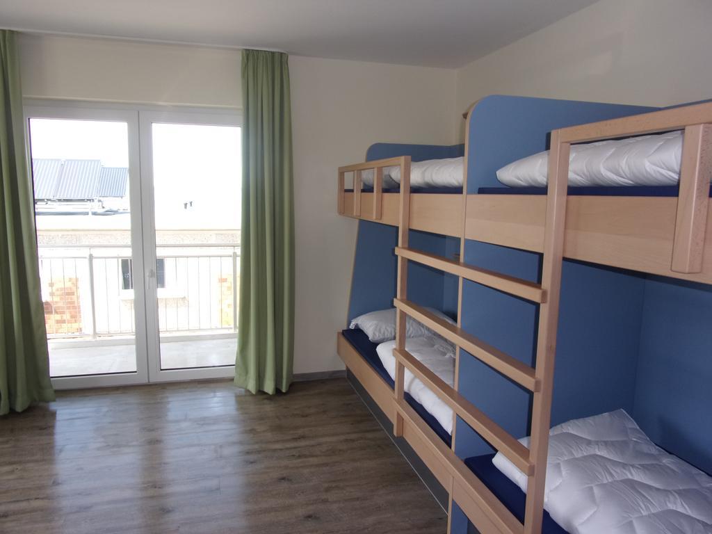 Djh Jugendherberge Stralsund Buitenkant foto