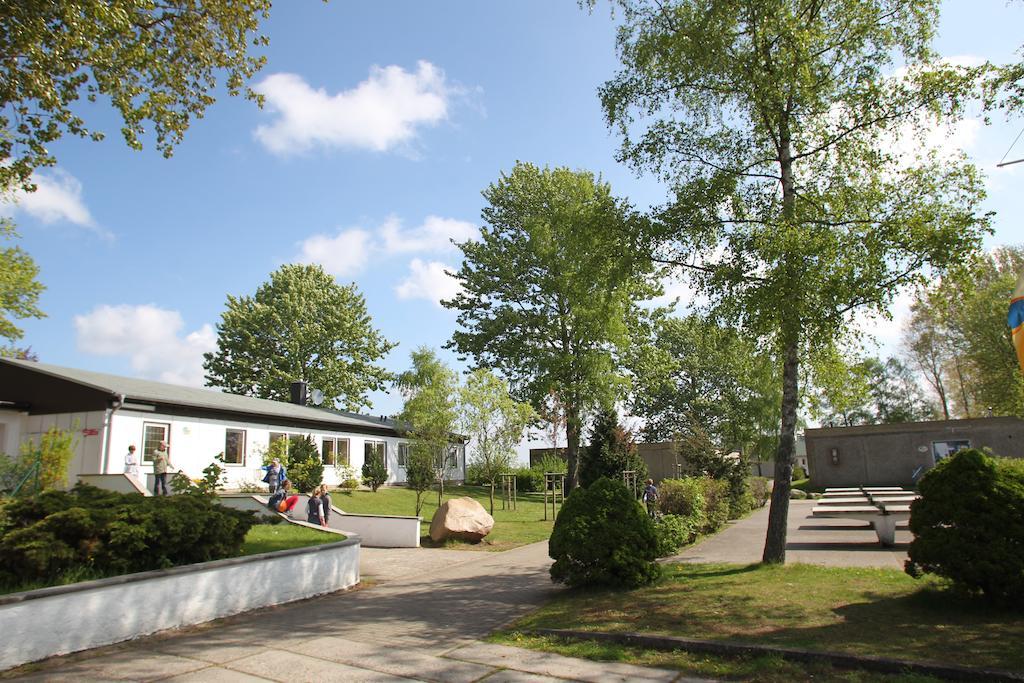 Djh Jugendherberge Stralsund Buitenkant foto