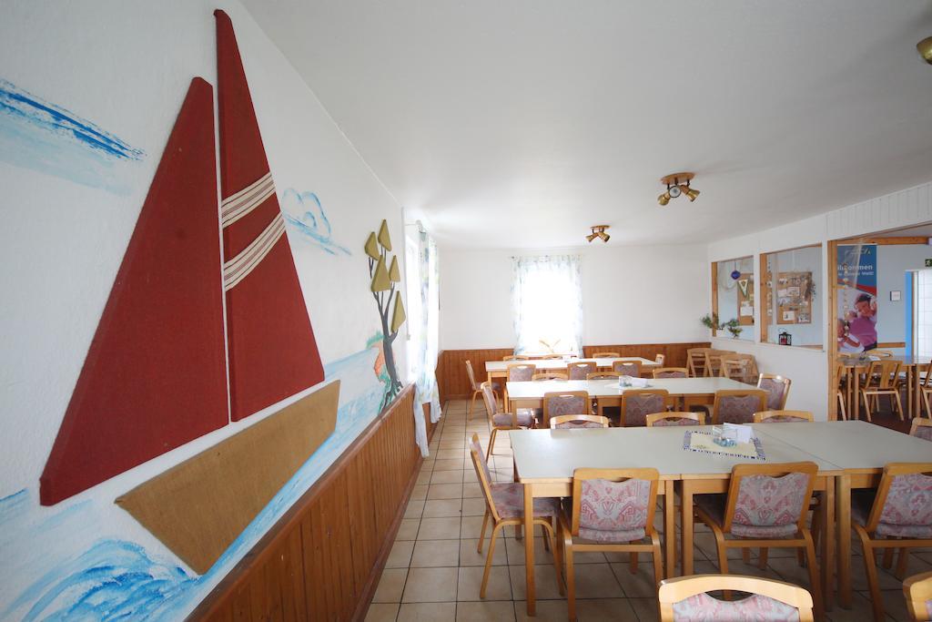 Djh Jugendherberge Stralsund Buitenkant foto