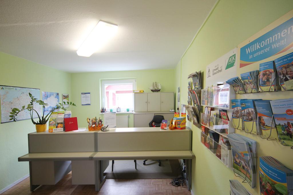 Djh Jugendherberge Stralsund Buitenkant foto