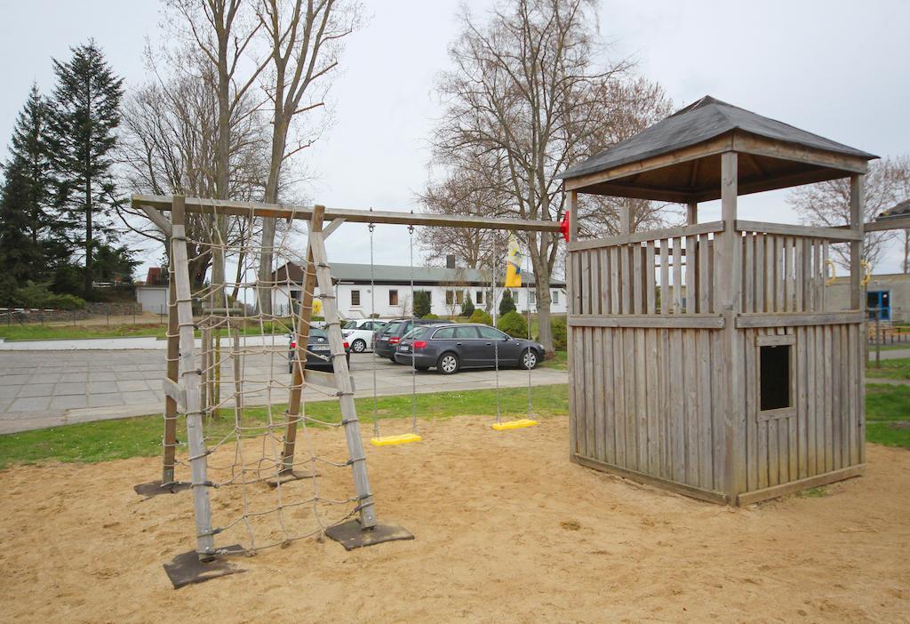 Djh Jugendherberge Stralsund Buitenkant foto