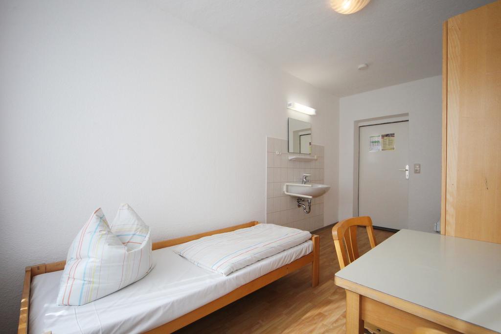 Djh Jugendherberge Stralsund Buitenkant foto