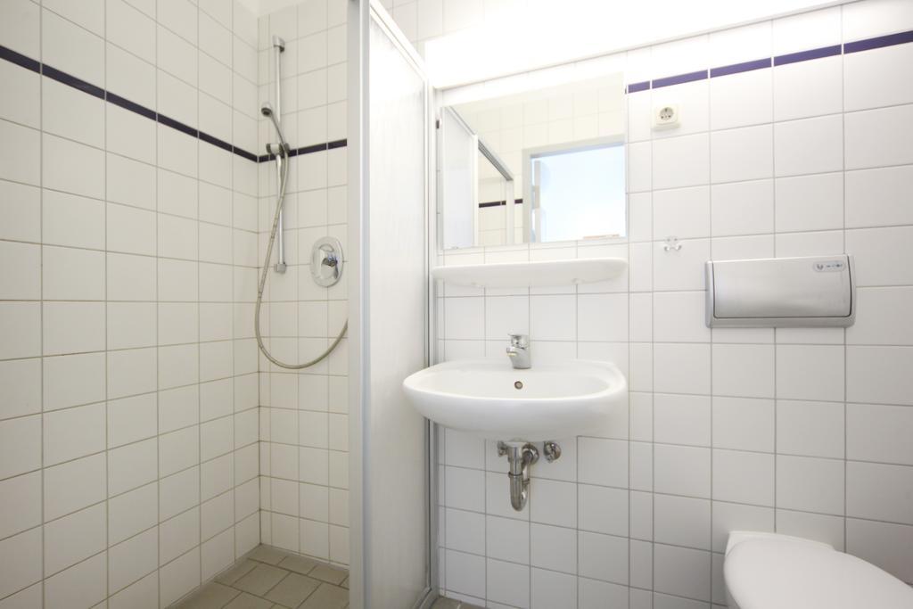 Djh Jugendherberge Stralsund Buitenkant foto