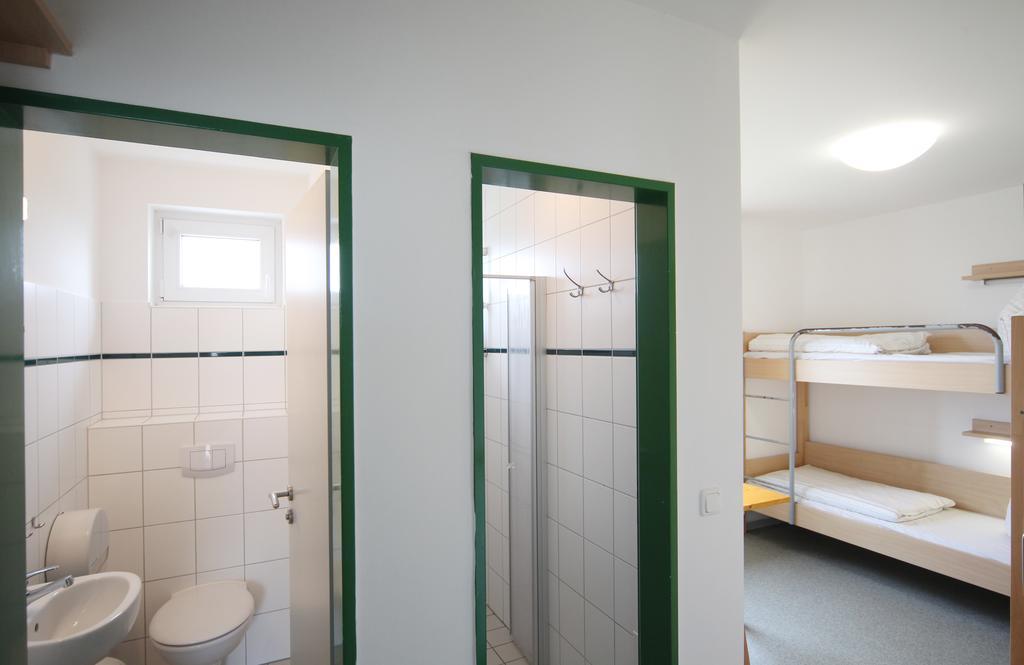 Djh Jugendherberge Stralsund Buitenkant foto